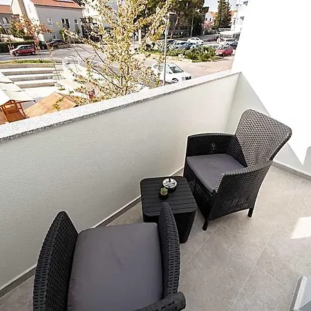Ane Hotel 3*